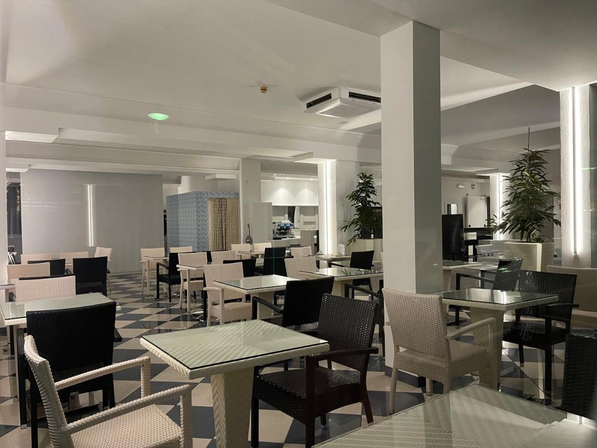 Hotel Athena Lignano Sabbiadoro Ngoại thất bức ảnh